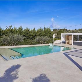 3 bedroom villa with infinity pool, jacuzzi & sauna, Castellammare del Golfo, sleeps 6